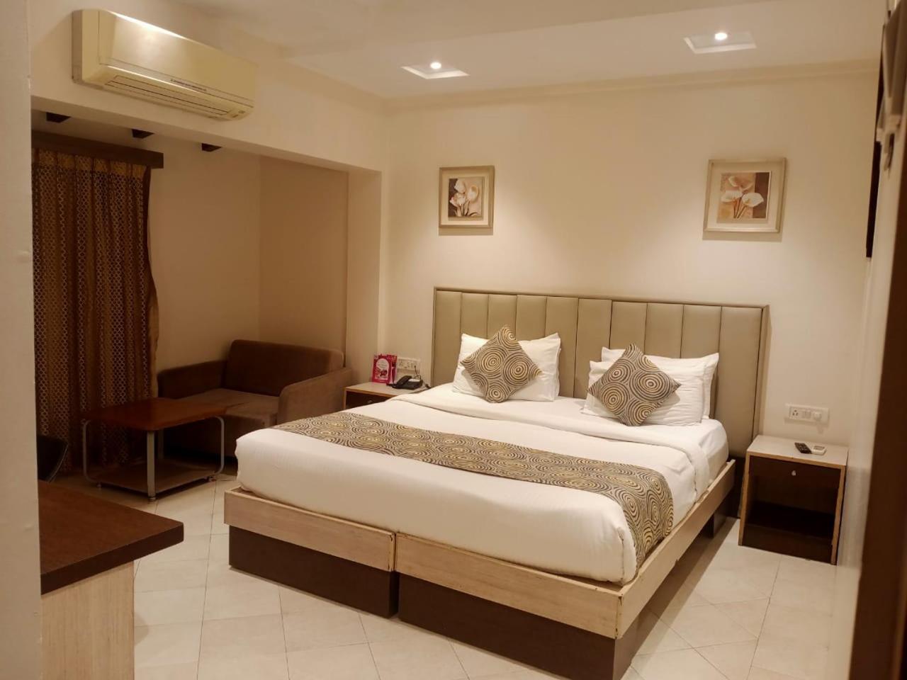 Meritas Crystal Resort Лонавла Екстер'єр фото